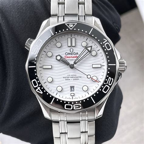 bracelet for omega seamaster 300.